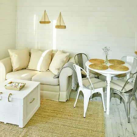 Деревянный коттедж Bla Marine Nad Morzem Грзибово