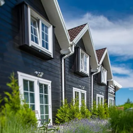 Деревянный коттедж Bla Marine Nad Morzem