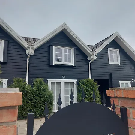 Bla Marine Nad Morzem 山林小屋