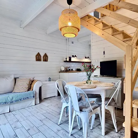 Bla Marine Nad Morzem Lodge